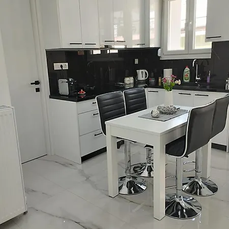 λαμπερό 2 * Salonicco