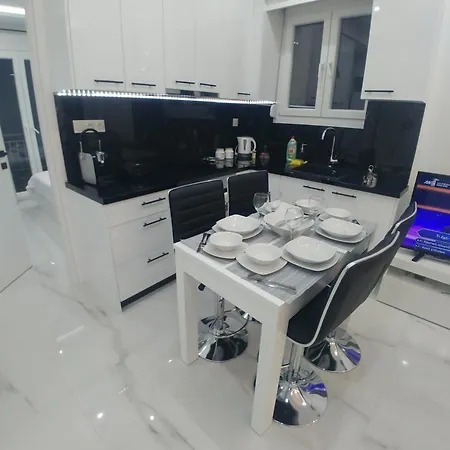 λαμπερό 2 Apartmán