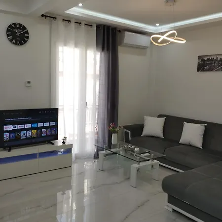 λαμπερό 2 Apartmán